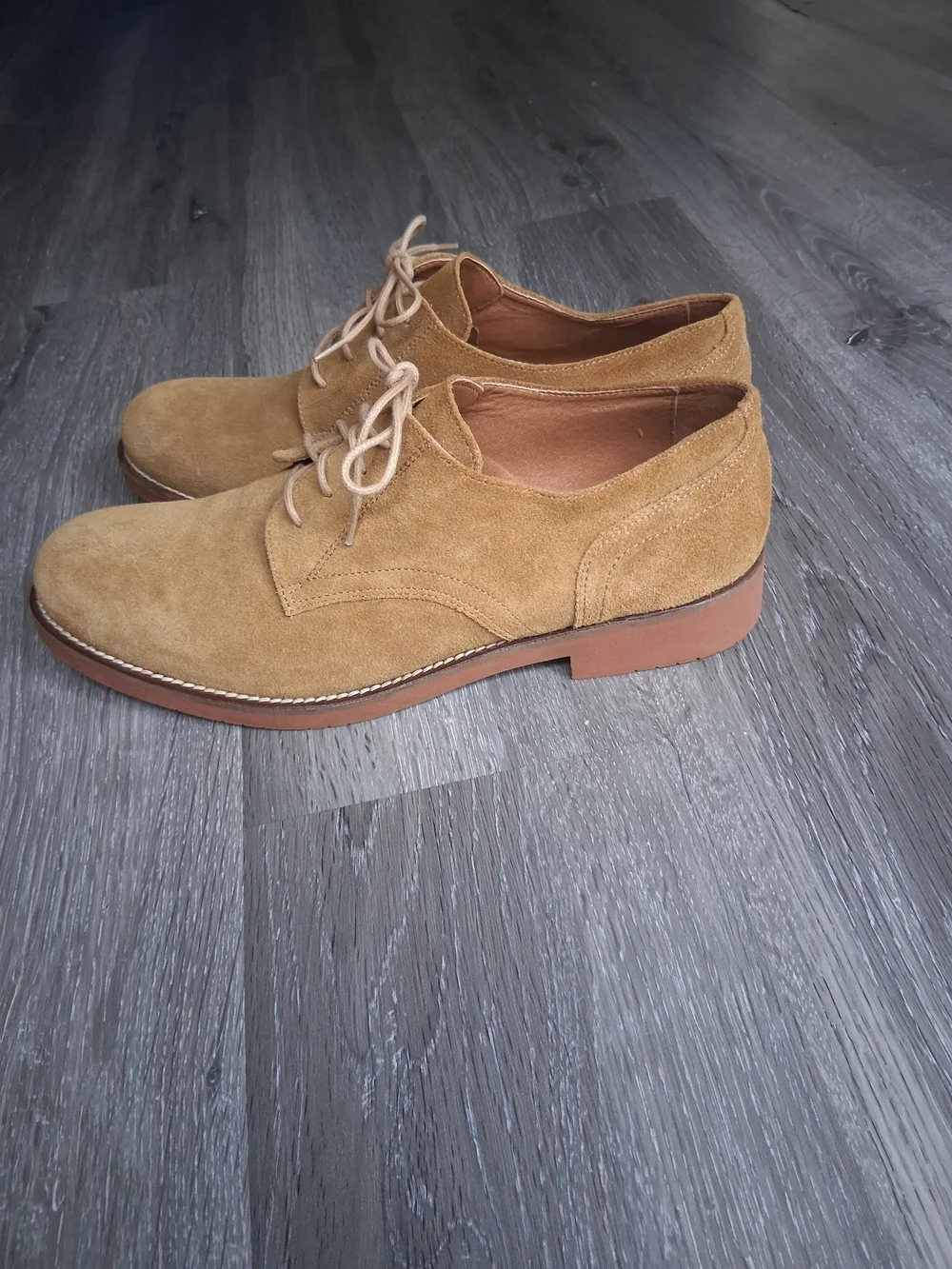 G.H. Bass & Co. Men's Suede Derby Shoes in Tan Size 10 M